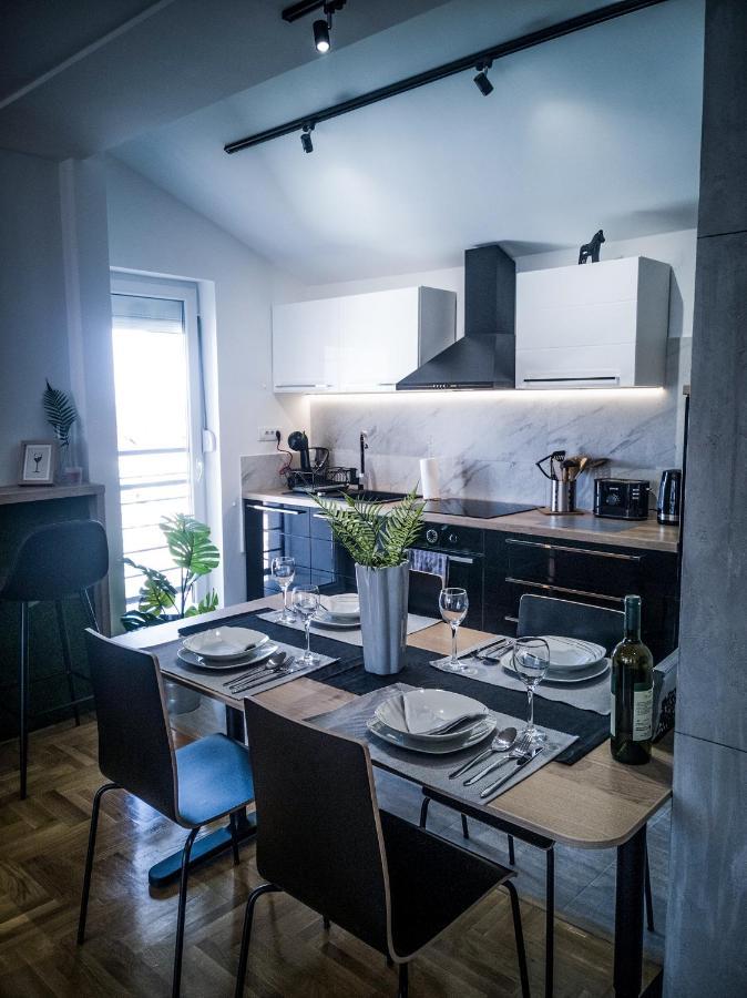 Raw Industrial City Apartment ซูโบติกา ภายนอก รูปภาพ