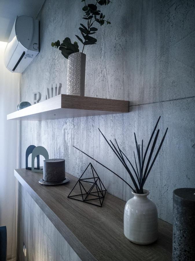 Raw Industrial City Apartment ซูโบติกา ภายนอก รูปภาพ
