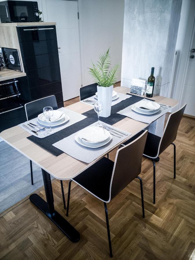 Raw Industrial City Apartment ซูโบติกา ภายนอก รูปภาพ